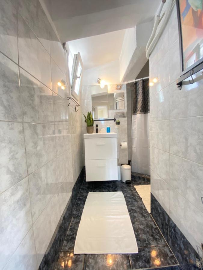 Private Apt. Acropolis View. Top Floor. Koukaki Atenas Exterior foto